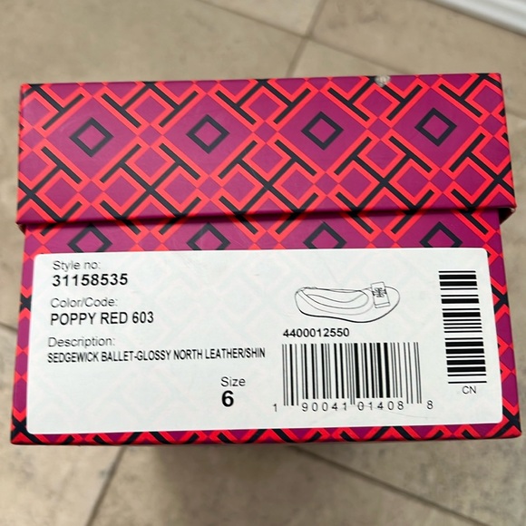 Tory Burch Sedgewick Ballet Flat in Poppy Red, Size 6 - Picture 3 of 6